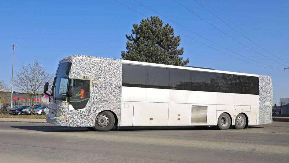 Erlkönig MercedesBenz Reisebus Nordamerika omnibusrevue.de